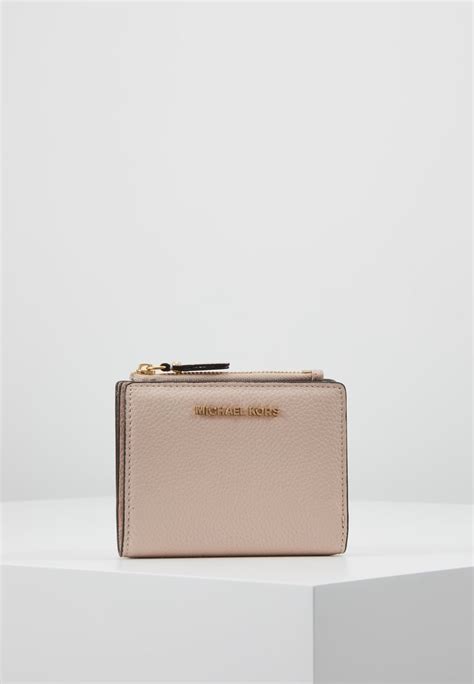 michael kors jet set snap billfold small|Michael Kors Jet Set Snap Billfold Wallet .